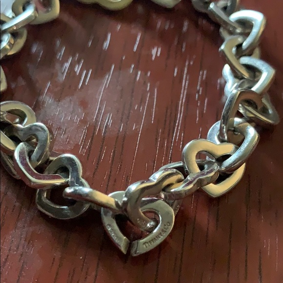 Tiffany & Co. 2000 Retired Vintage Interlocking Hearts 925 Silver Bracelet - Picture 5 of 9